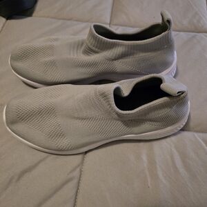 Women's Gray Slip-On Sneakers Size 9